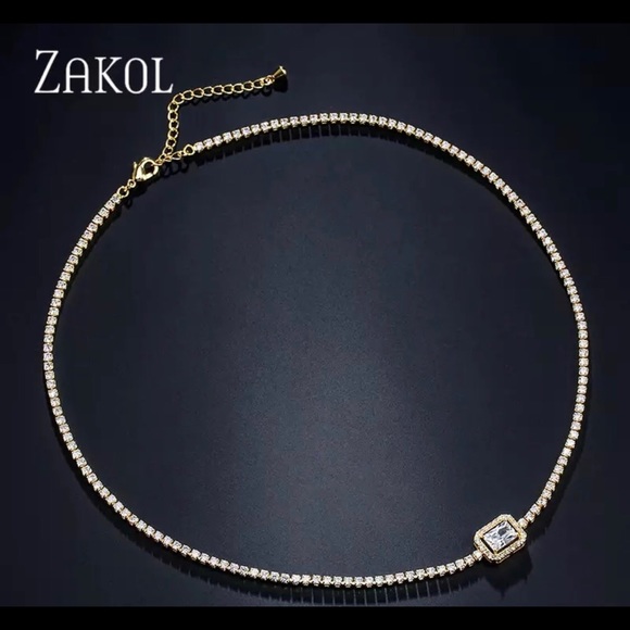 ZAKOL Rectangle Cubic Zirconia Coker Necklace - Picture 3 of 7